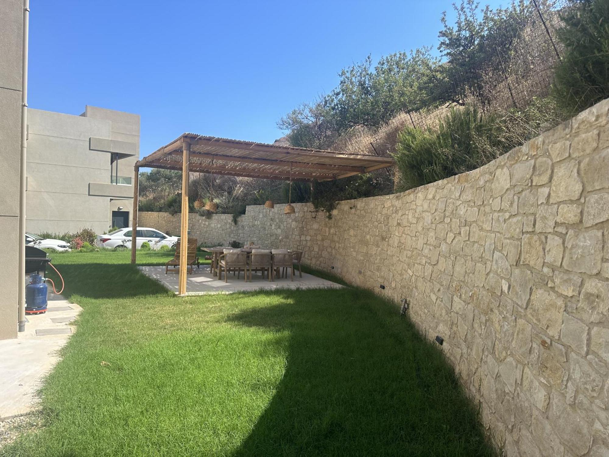 Nusa Retreat - Seaview Luxury Residences Case de vacanță Kíssamos