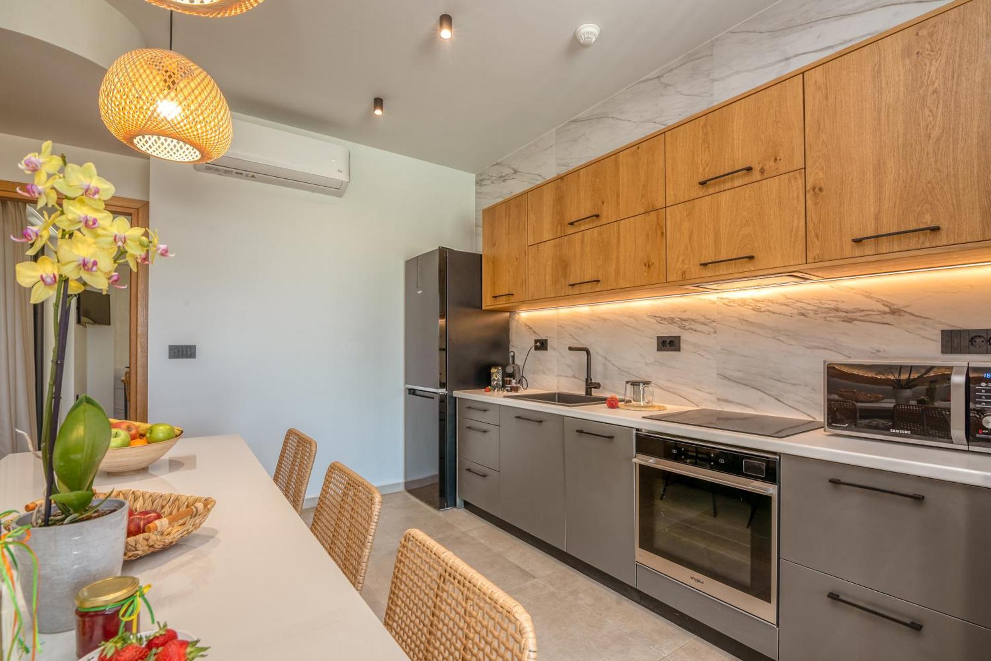Nusa Retreat - Seaview Luxury Residences * Kíssamos