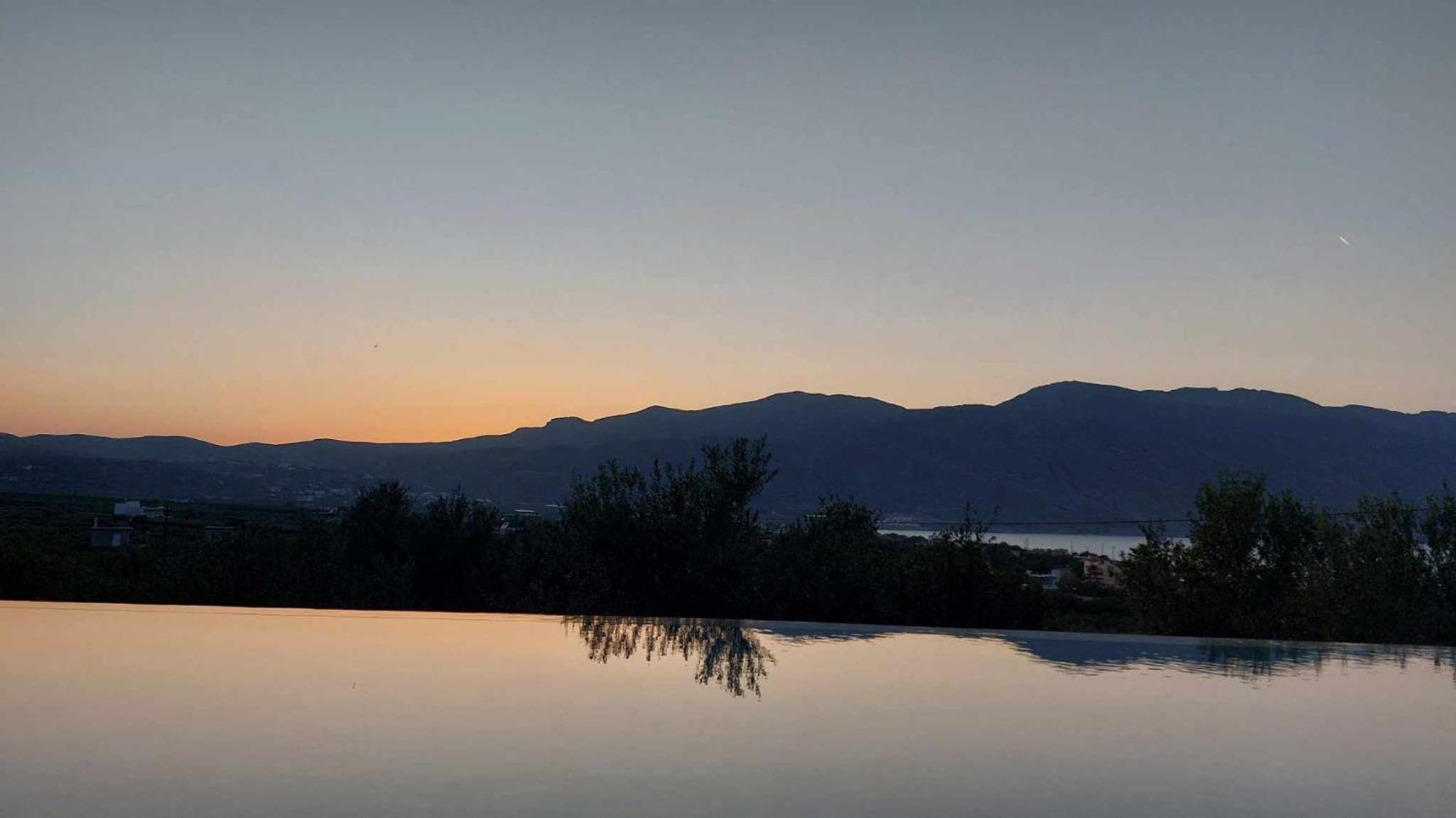 Nusa Retreat - Seaview Luxury Residences * Kissamos